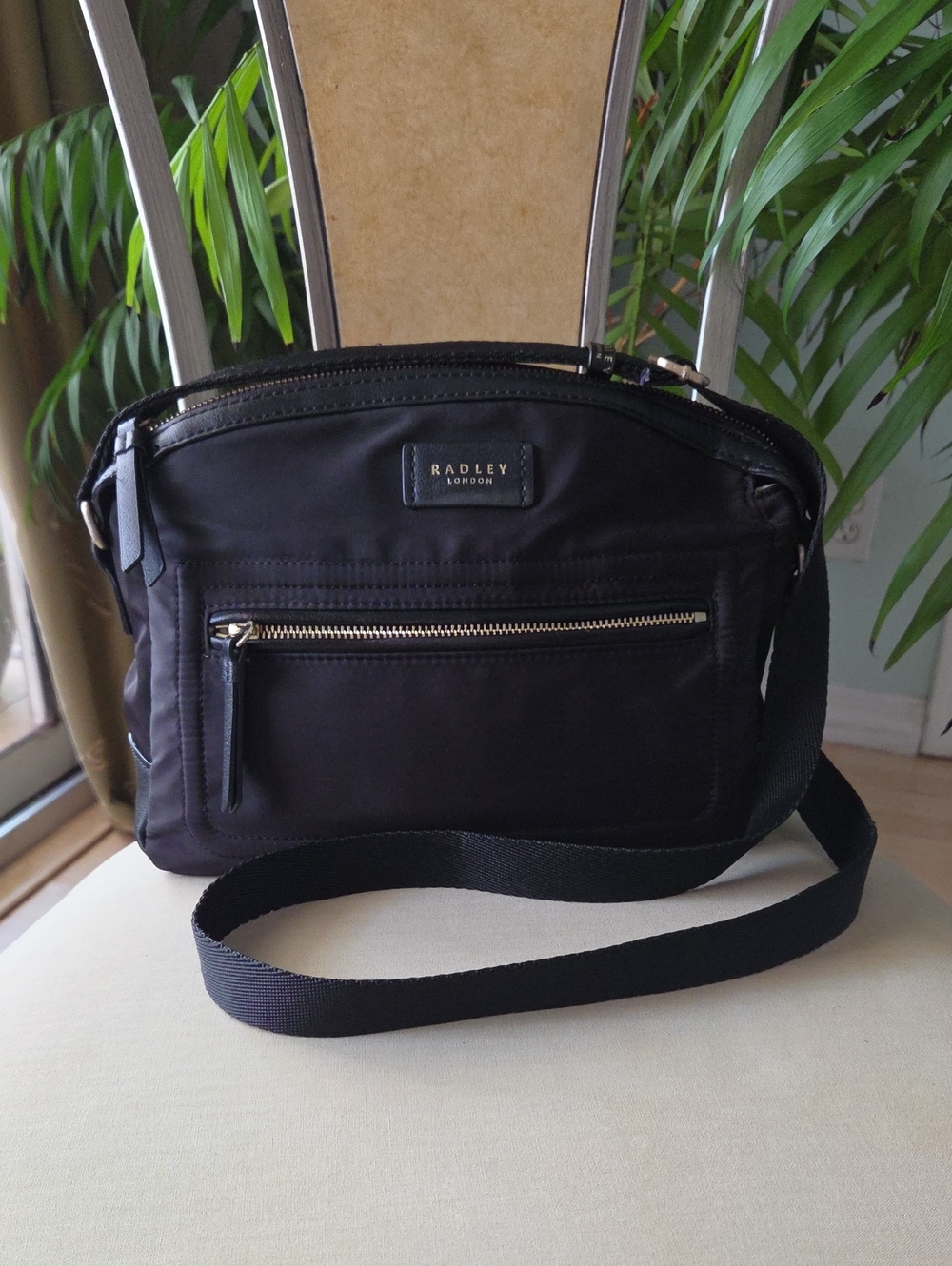 RADLEY LONDON  Nylon Crossbody Bag ❤️